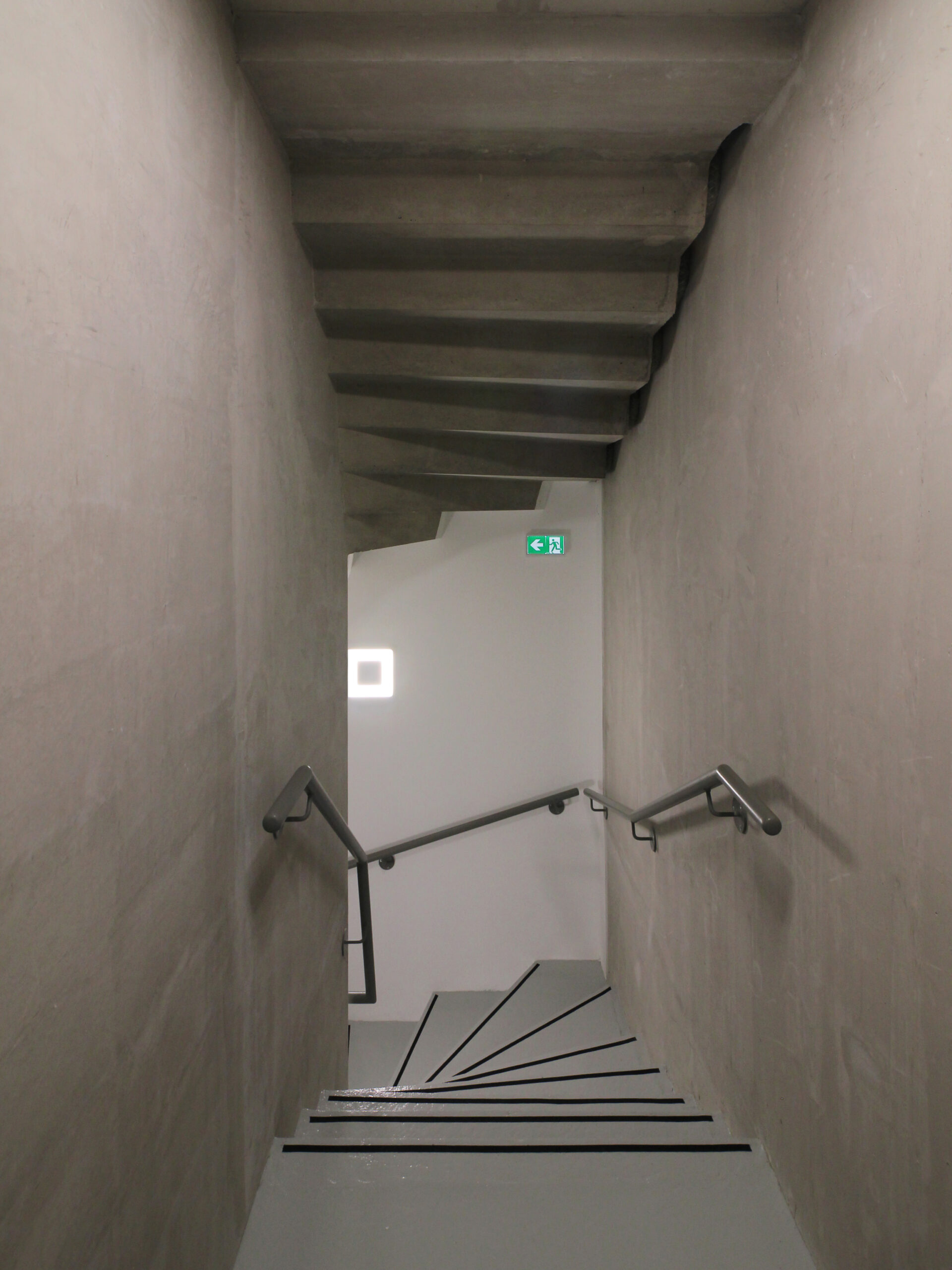 Photo intérieure d'un immeuble d'habitation de 12 logements à Davézieux par Archipolis, architectes à Annonay et Grenoble